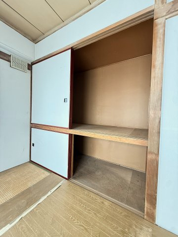 月寒公園ハイムの和室