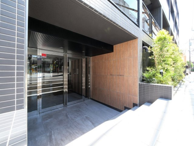 PREMIUM　CUBE　東高円寺の外観