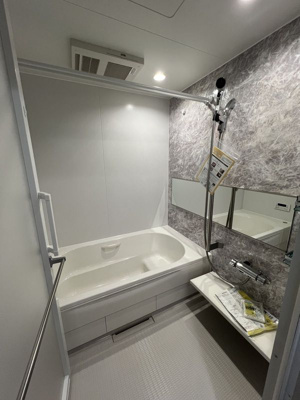 【浴室】 | リカ・アイナ