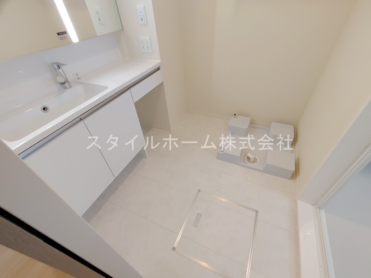 D-Square八町通の洗面所
