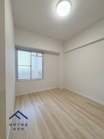 三愛シティライフ筑紫通博多の洋室