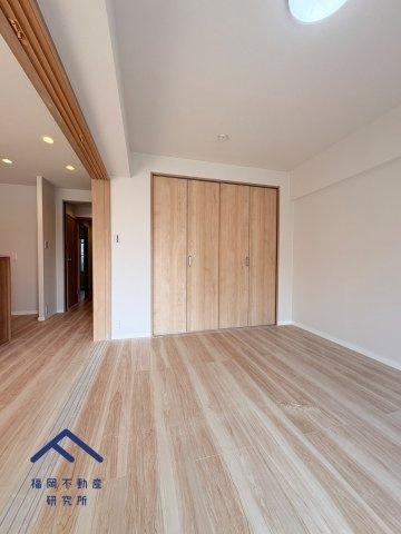 三愛シティライフ筑紫通博多の洋室