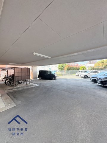 三愛シティライフ筑紫通博多の駐車場