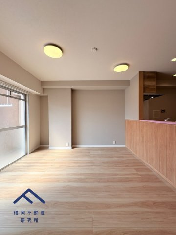 三愛シティライフ筑紫通博多の居間・リビング