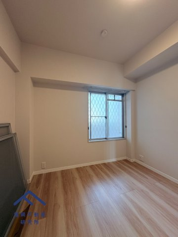 三愛シティライフ筑紫通博多の洋室