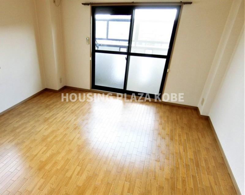 セトル月見山の居間・リビング