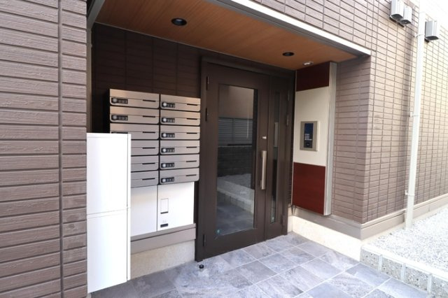 エクセリア中村北のエントランス