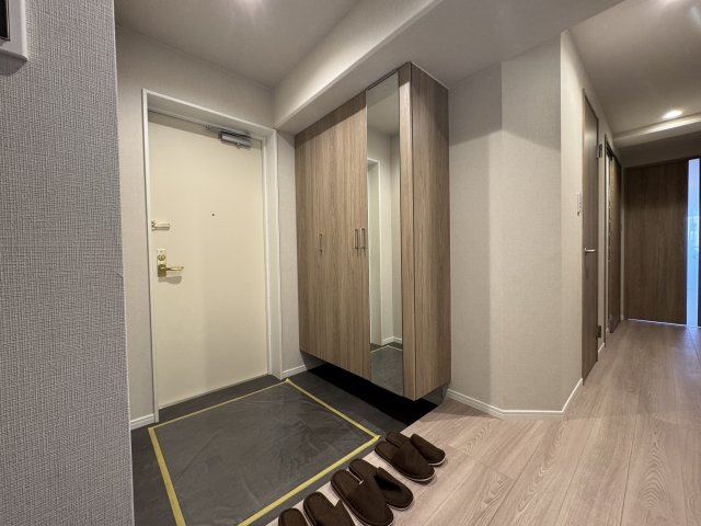 朝日マンション目黒の玄関