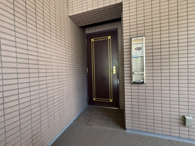 朝日マンション目黒の玄関