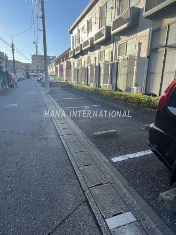 エクセル元山Ⅱの駐車場