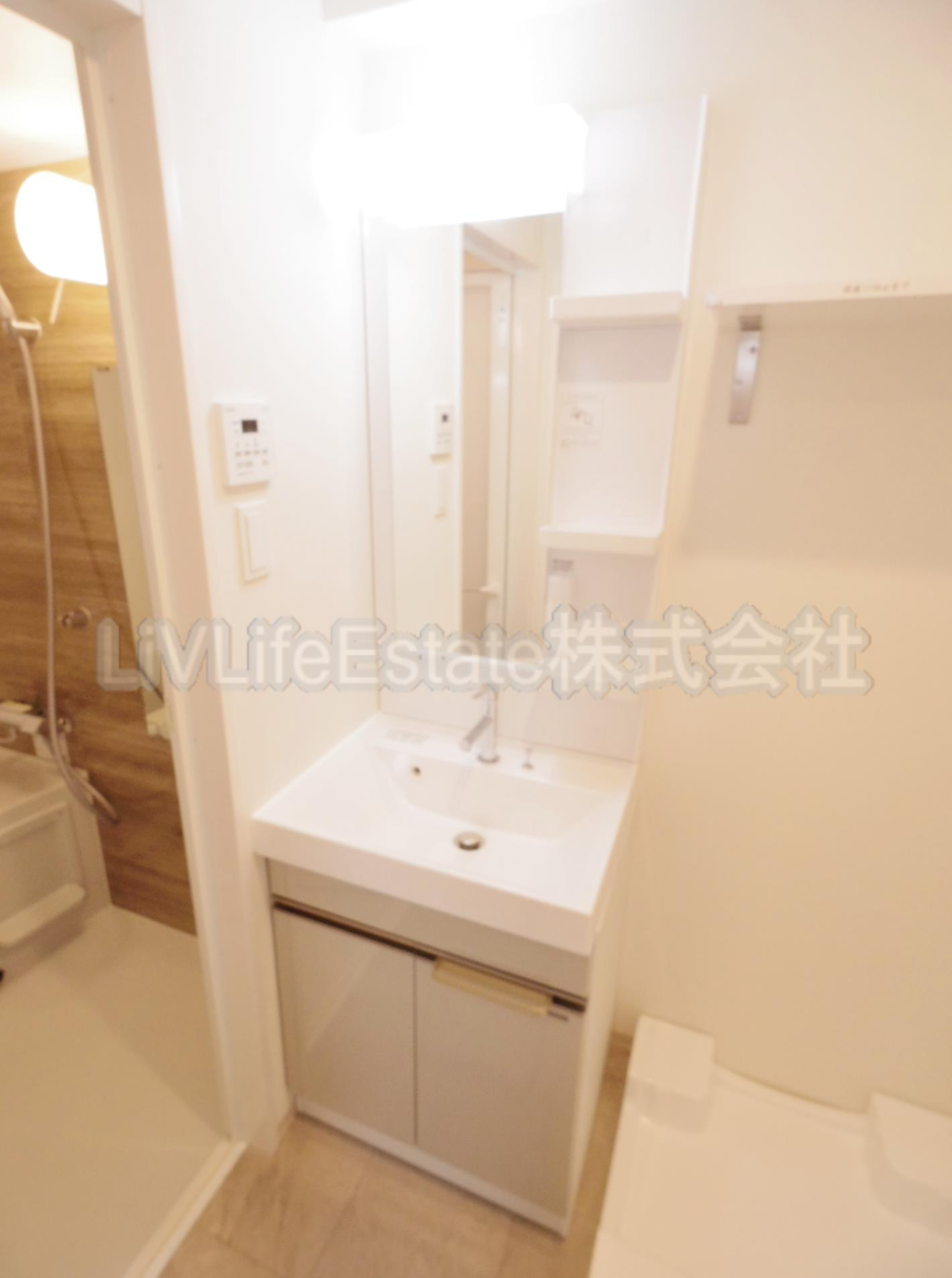 ディアレイシャス西武柳沢の洗面所