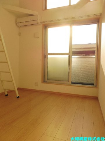 イーストフォレストの居間・リビング