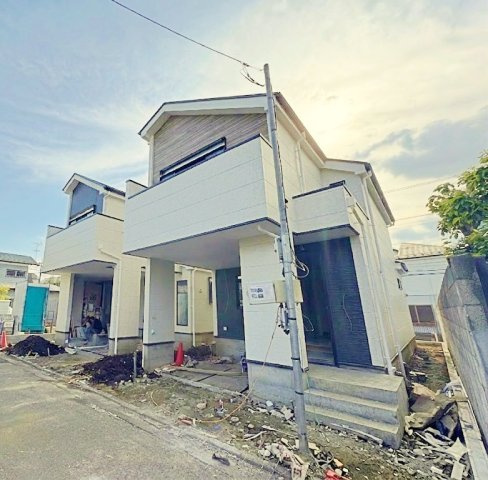 練馬区富士見台2丁目 全2棟 1号棟の外観|建築が始まりました♪♪
駅徒歩6分の好立地に誕生する新築戸建
LDKひろびろ19帖♪　吹抜け天井仕様で開放的です