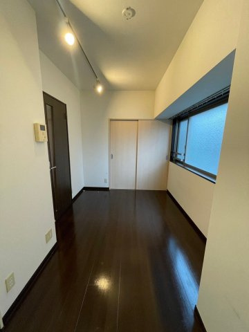 RUIS HAKATAの居間・リビング