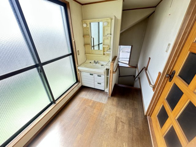 【独立洗面台】 | 泉大津市千原町2丁目戸建 | 3階洗面