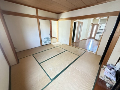 【和室】 | 泉大津市千原町2丁目戸建 | 1階和室8帖