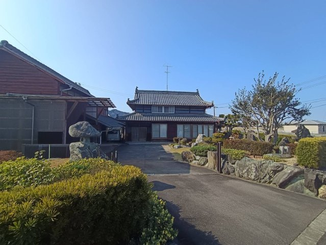 西条市丹原町今井348　中古戸建の庭