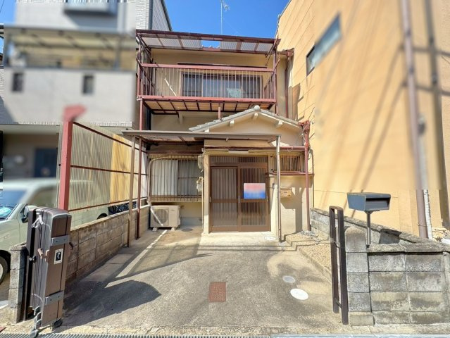 ◆改装済み◆南向き陽当たり良好２ＤＫ◆軽自動車１台駐車可能◆宇治市槇島町南落合