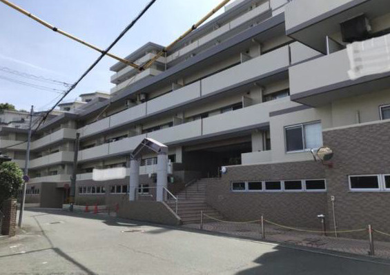 セレブコート蜆塚