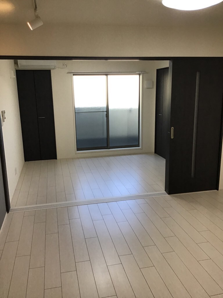 フジパレス摂津香露園の居間・リビング