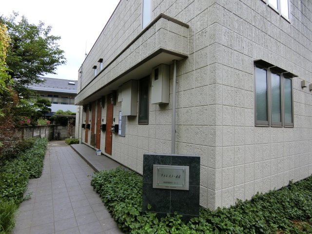 フォレスト・ＡＫのエントランス