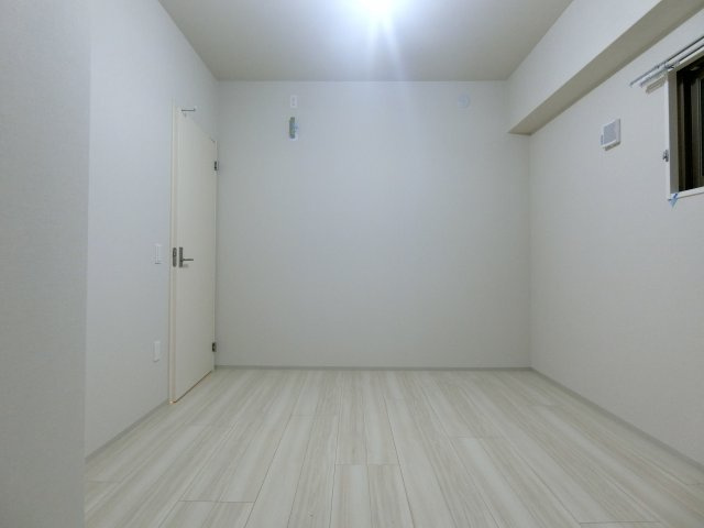【寝室】 | イルミナルグランデ