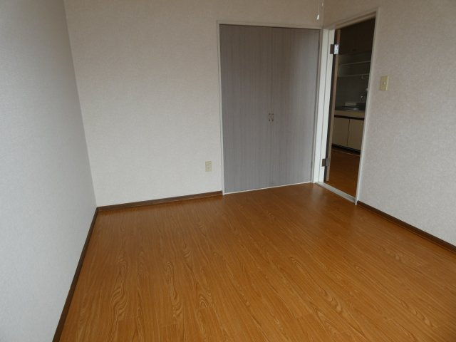 グレースタウンAの洋室