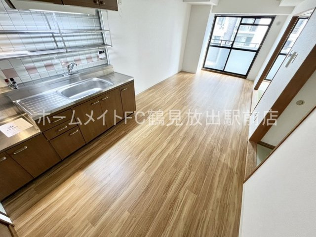 東大阪市高井田の賃貸マンションの居間・リビング