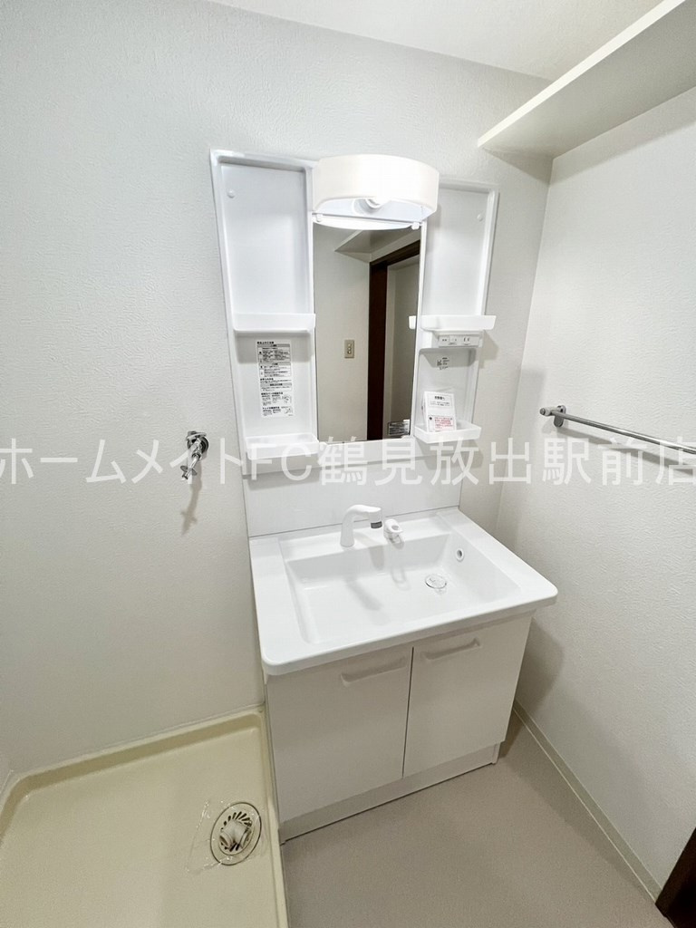 東大阪市高井田の賃貸マンションの洗面所