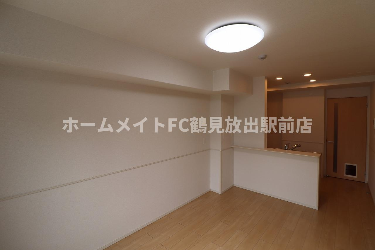 大阪市城東区諏訪４丁目のハイツの居間・リビング