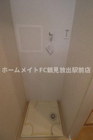 大阪市城東区諏訪４丁目のハイツの洗面所
