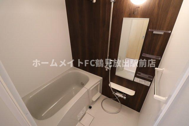大阪市城東区諏訪４丁目のハイツの浴室