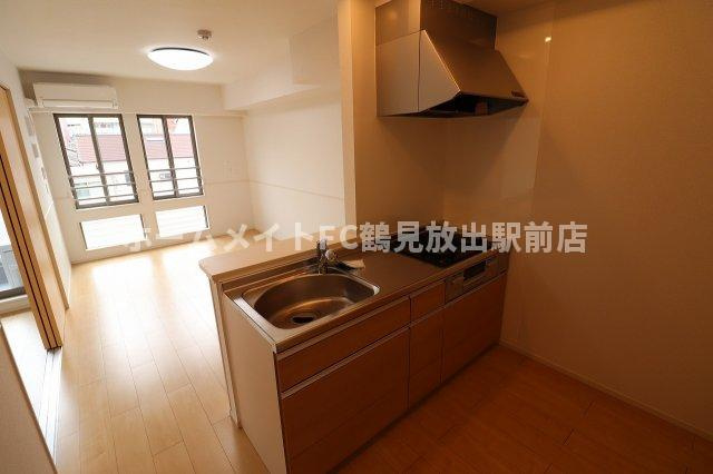 大阪市城東区諏訪４丁目のハイツのキッチン