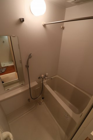 大阪市鶴見区今津北４丁目の賃貸マンションの浴室