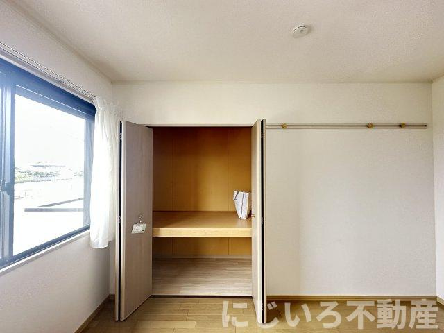 エスパシオ那賀川Bの収納