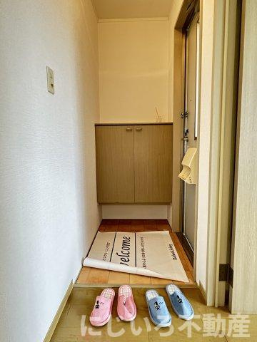 エスパシオ那賀川Bの玄関