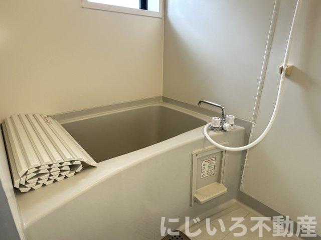 エスパシオ那賀川Bの浴室