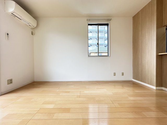 ポラリス Gの居間・リビング