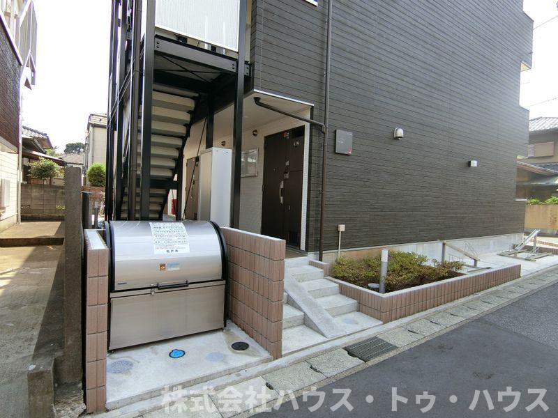 リブリ・大谷口のエントランス