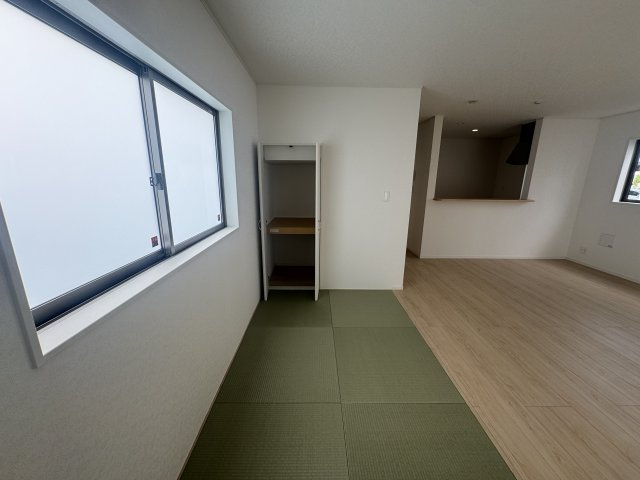 うるま市与那城屋慶名　第6（全4棟）1号棟の和室|1号棟　畳コーナー4帖＋収納付き♪