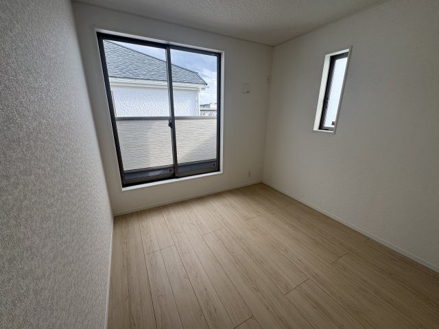 うるま市与那城屋慶名　第6（全4棟）1号棟の洋室|1号棟　洋室5帖＋CL付き♪（2階4部屋）