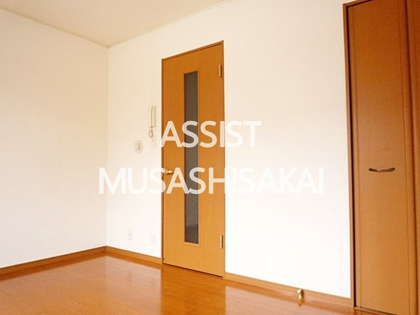 Ｂｅｒｇｐａｓ　Nの居間・リビング|写真：設備同仕様の別物件です