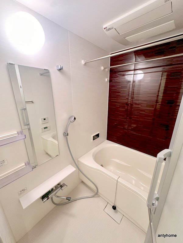 アーバネックス本町　仲介手数料無料の浴室