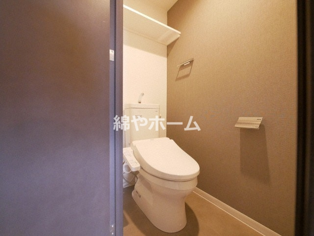 エストゥルースプラスサウス大阪のトイレ|シンプルで使いやすいトイレです