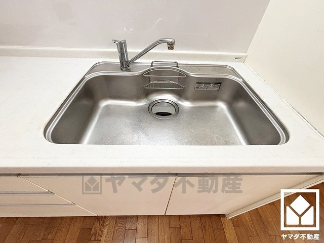 日興甲東園スカイマンションのその他|清潔感あふれるシンクで、毎日を気持ちよくスタート。