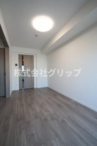 ベルシード野毛山公園の居間・リビング