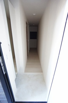 【玄関】 | サニーハイム | ※同物件・反転タイプの写真です。