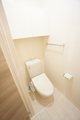 【トイレ】 | サニーハイム | ※同物件・反転タイプの写真です。