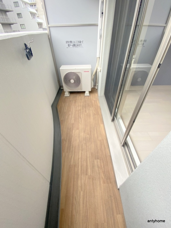 セレニテ心斎橋グランデ 仲介手数料無料のバルコニー