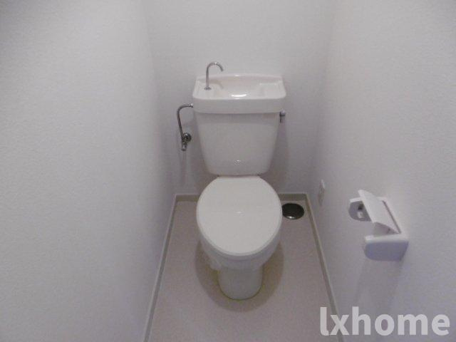 メゾンＳＫのトイレ|ゆったりとした空間のトイレです